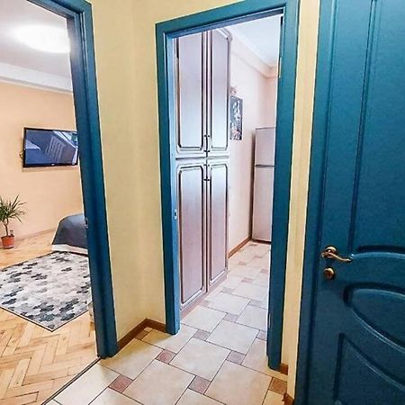 Cozy Flat Apartment Kyiv Exterior photo